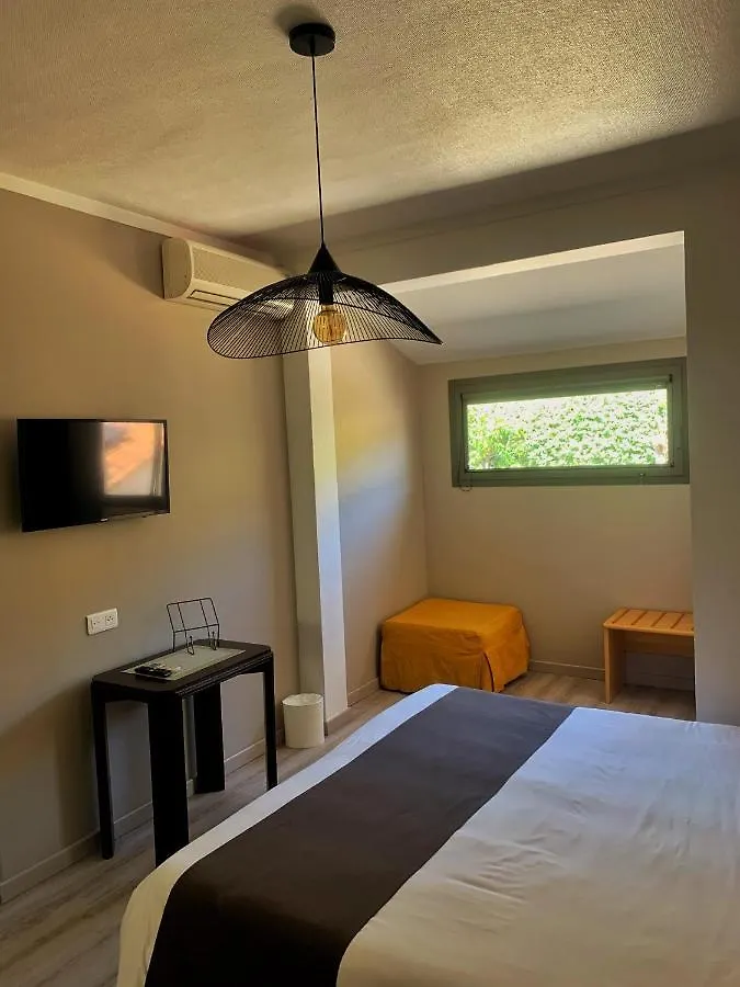 Hotel Beau Soleil لو لا فاندو فرنسا