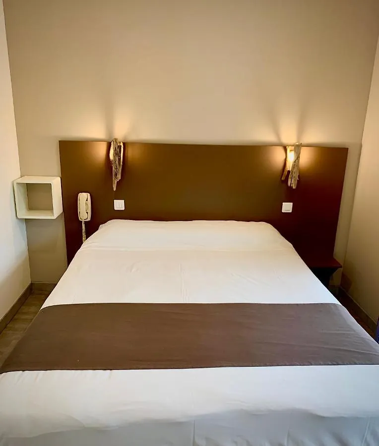 Hotel Beau Soleil لو لا فاندو
