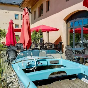 Hotel Sure By Western Annecy Cran-Gevrier